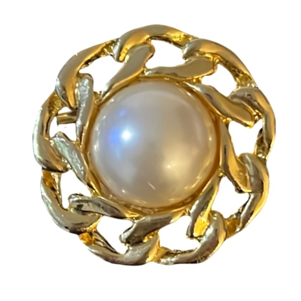 Vintage Y2K Gold Plated Chain Linked Around Glass Pearl Brooch